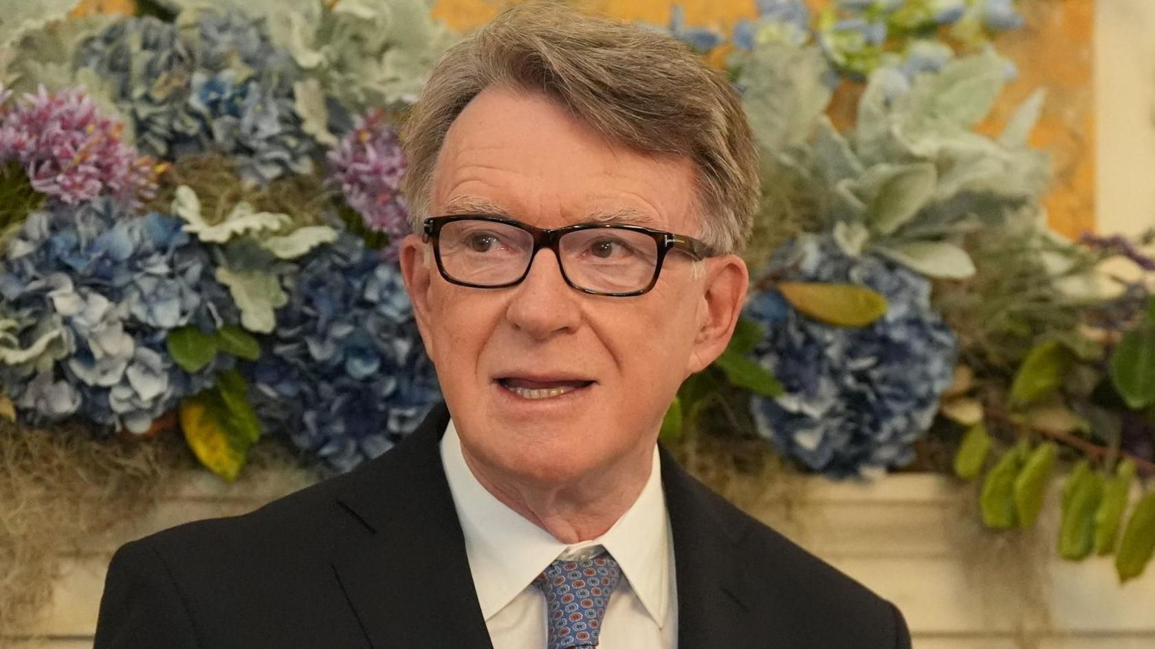Peter Mandelson: Rise and fall of Labour's political fixer - BBC News